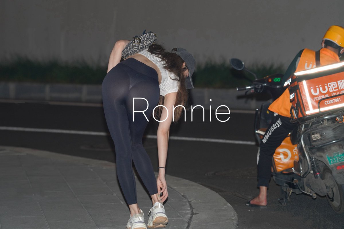 Ronnie8181_'s tweet photo. 轻松又性感
最近喜欢这种若隐若现的感觉
📸@Ronnie8181_ 
#��房 #露出
@Fengsiyuan @wqganenshi_ @luchu888888 @DnewHome https://t.co/aoAZFMT7ED