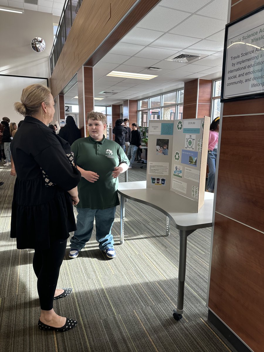 Travis Science Academy tweet media