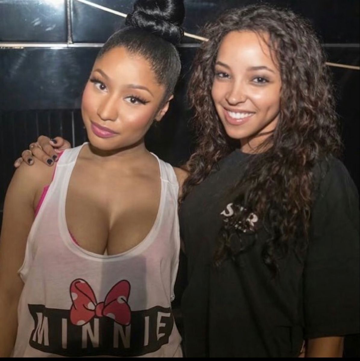 Hourly Minaj tweet media