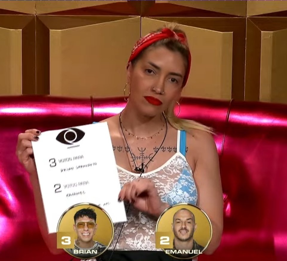 Sirvió quilombo, sirvió llanto, se quedó sin comer para que coma el resto, la estan cagando a votos e hizo la primera espontánea 🙏