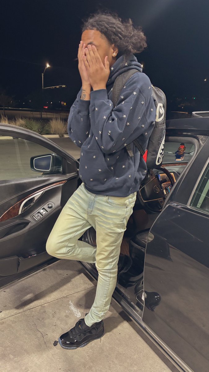 pluuwopp's tweet photo. Overly 🅿️ https://t.co/pWfJlva6ye