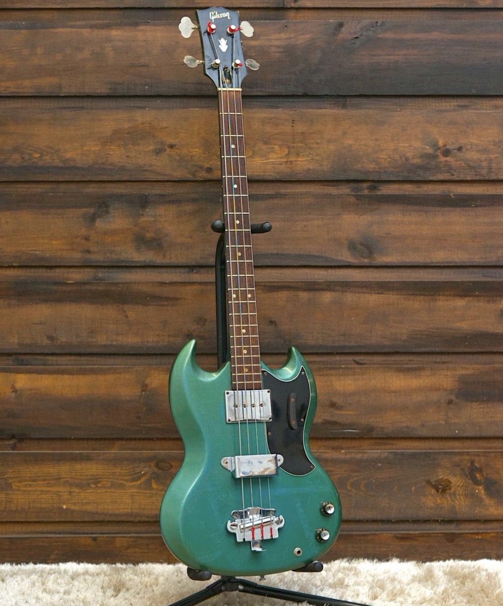 BassMagOnline's tweet photo. A 1965 Gibson EB-0 in Pelham Blue. @bohdanbordiuk https://t.co/2Ad5Orikd4