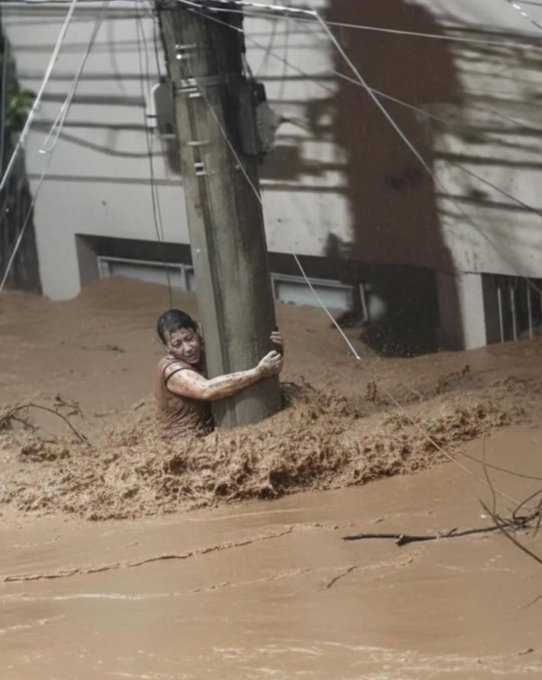 𝕃𝚊𝚜 tweet media