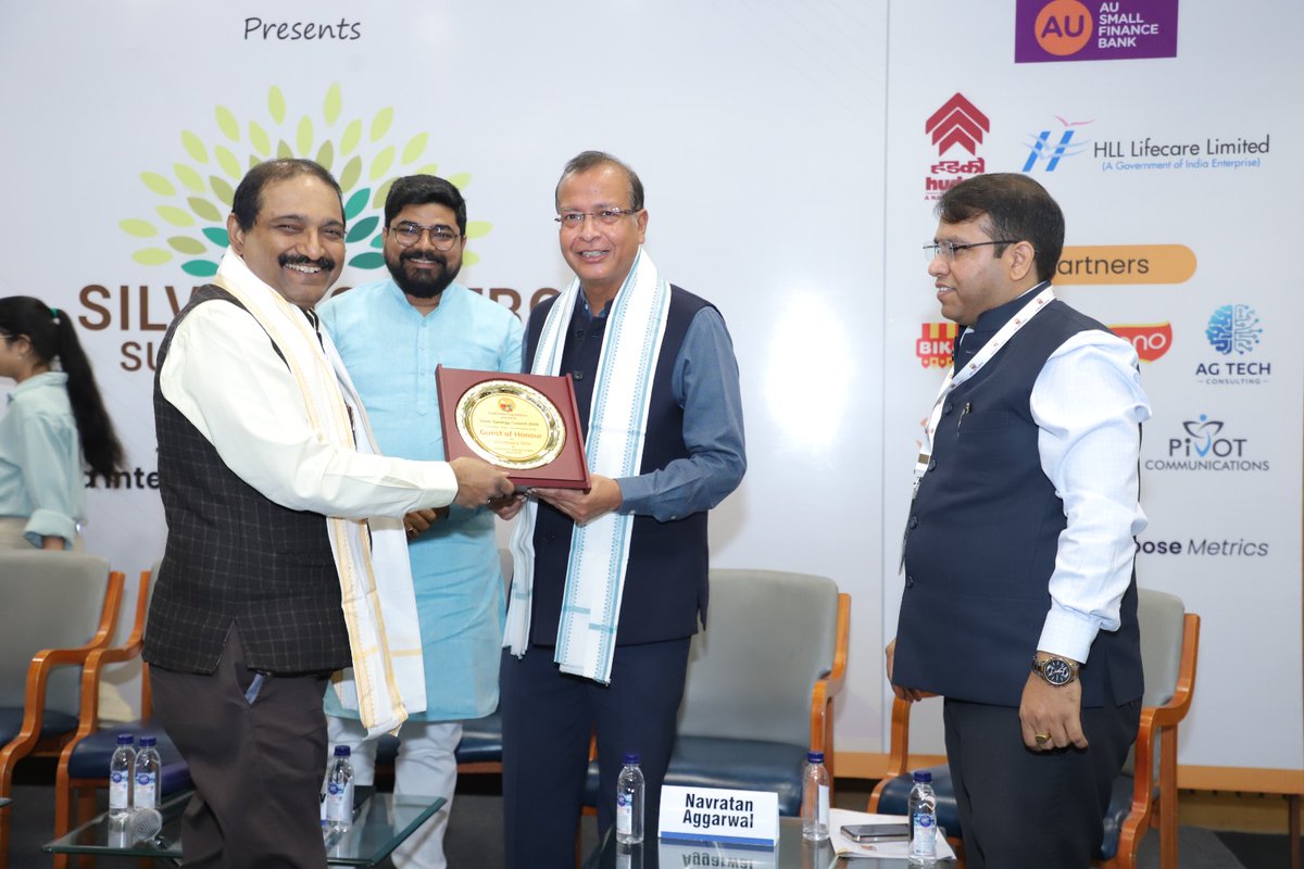 kg_suresh's tweet image. Let's start preparing middle aged people physically, psychologically &amp;amp; financially for post retirement innings to enable smooth ride in sunset years, my take @ Silver Synergy Summit @IIC_Delhi orgd by @DadidadaF led by IIMCian @iammunishankar . 
#ageing 
#SeniorCitizens