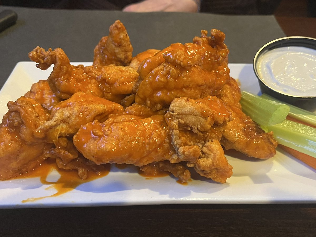 MarcHurBoston's tweet image. Dinner at The Brook this evening. #Holbrook