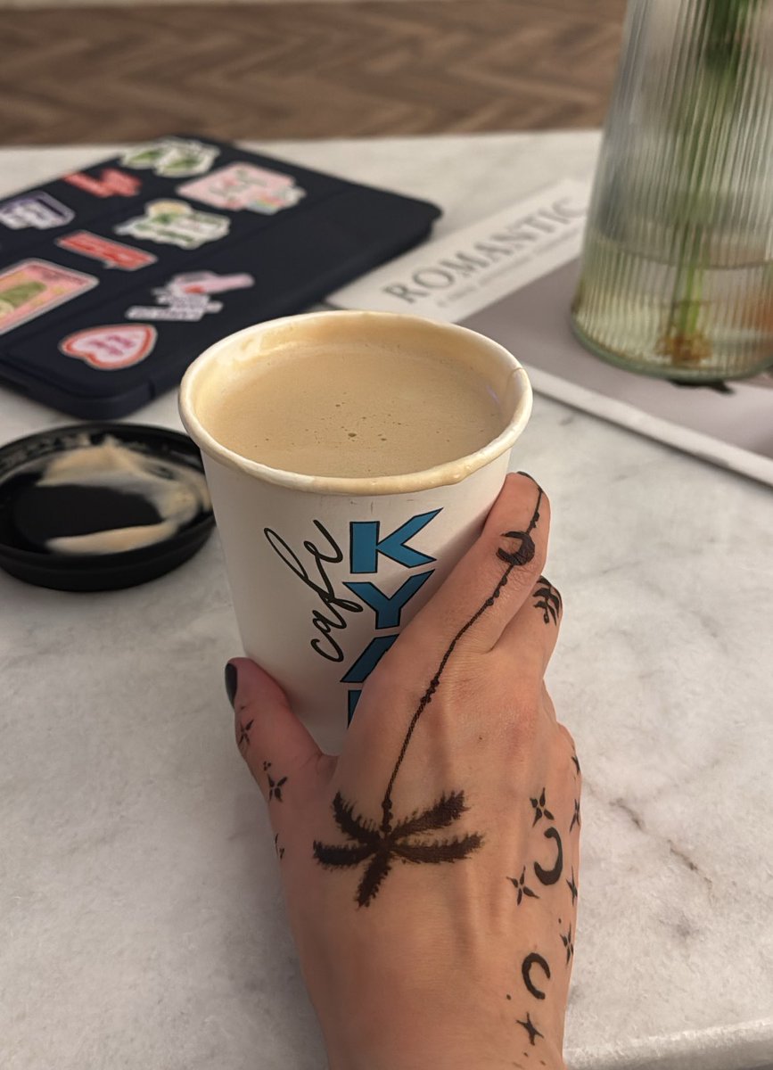 حمّال الأسيّة tweet media