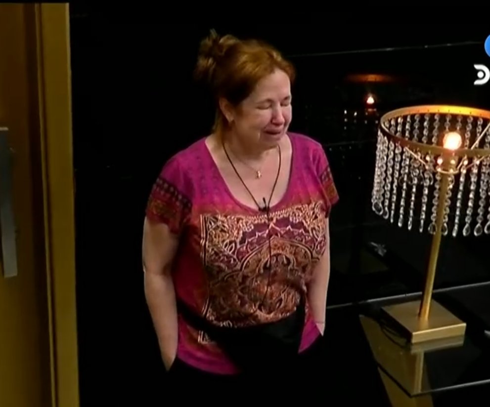 martinadaro1's tweet image. #AndreaDelBoca llorando desgarrada me emociona 🥹🥹 yo le creo.
#GranHermano