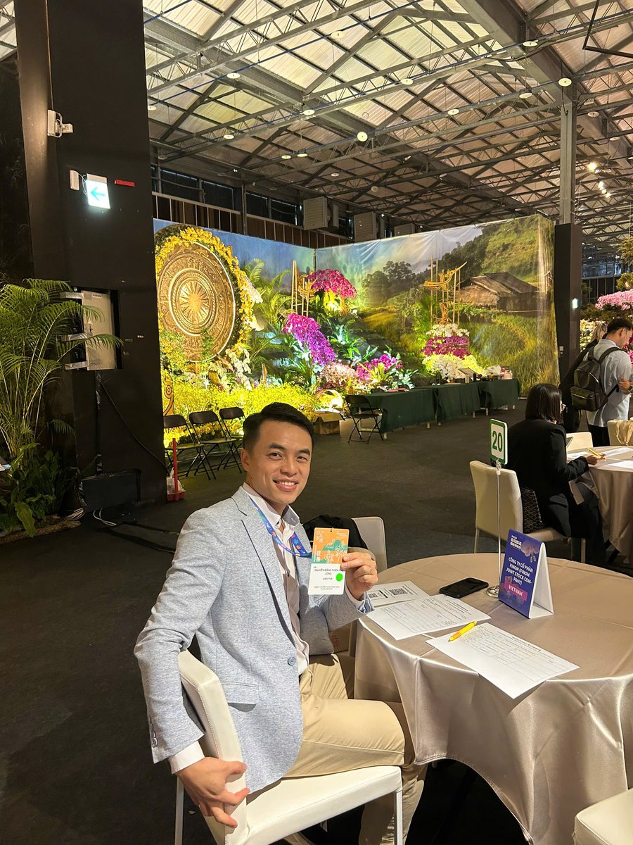 Phi Long | Louis tweet media