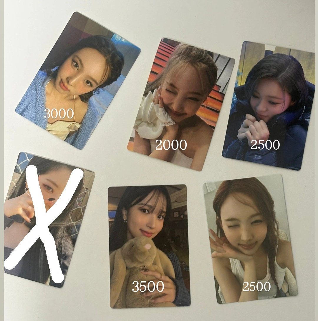 WTS LFB TWICE PH

TWICE BROADCAST PHOTOCARDS

🏷️ see pic for all in prices + lsf + pf
- ETA: under feta
- DOP: April 1
x sensitive and impatient x 

📨 dm to claim