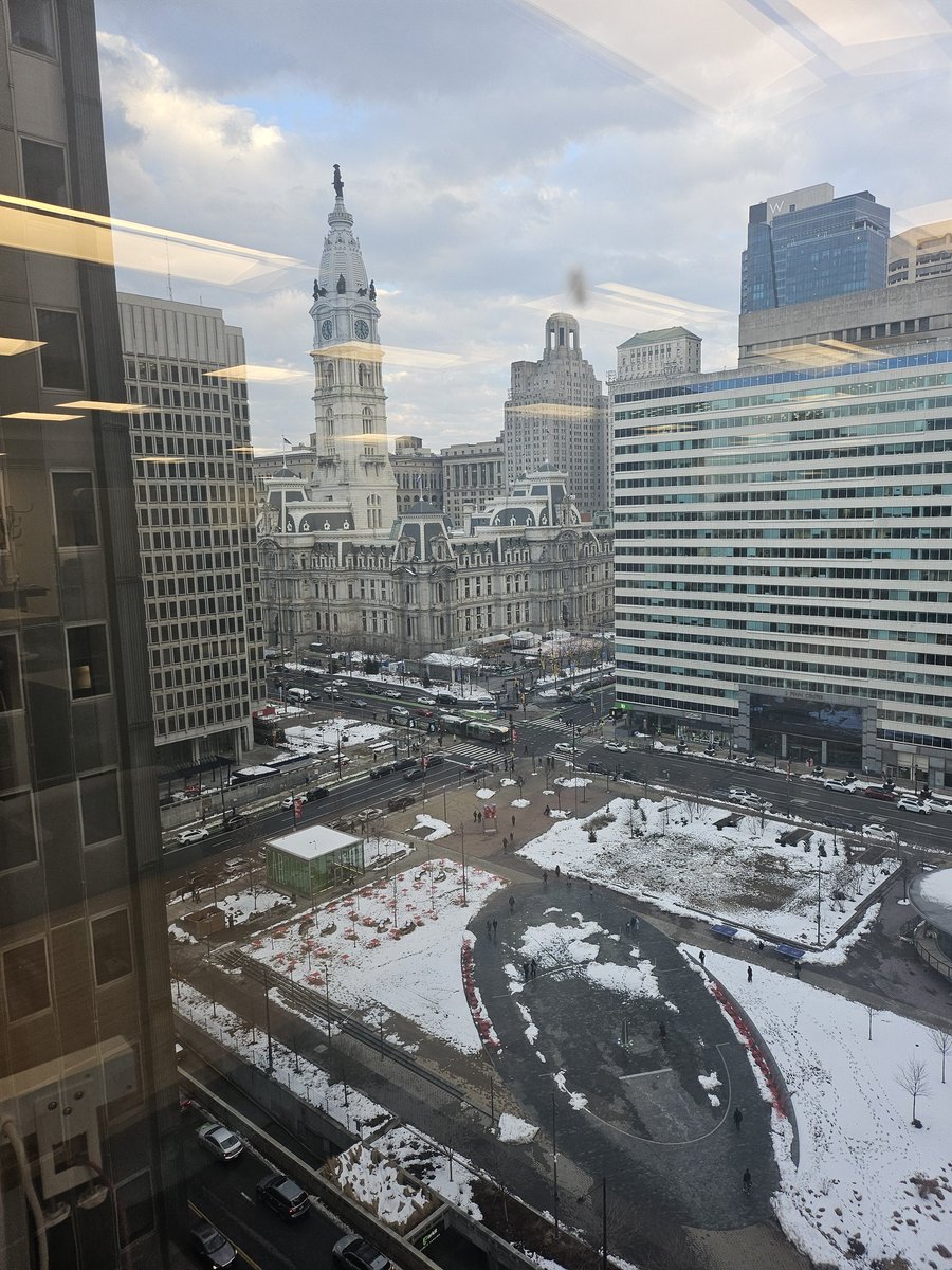 djaxrelax's tweet image. Damn I'ma miss these views... Only thing to do is get better/higher ones 
#philly #Philadelphia #cityoffirst #cityofbrotherlylove #lovepark #hittersHIT