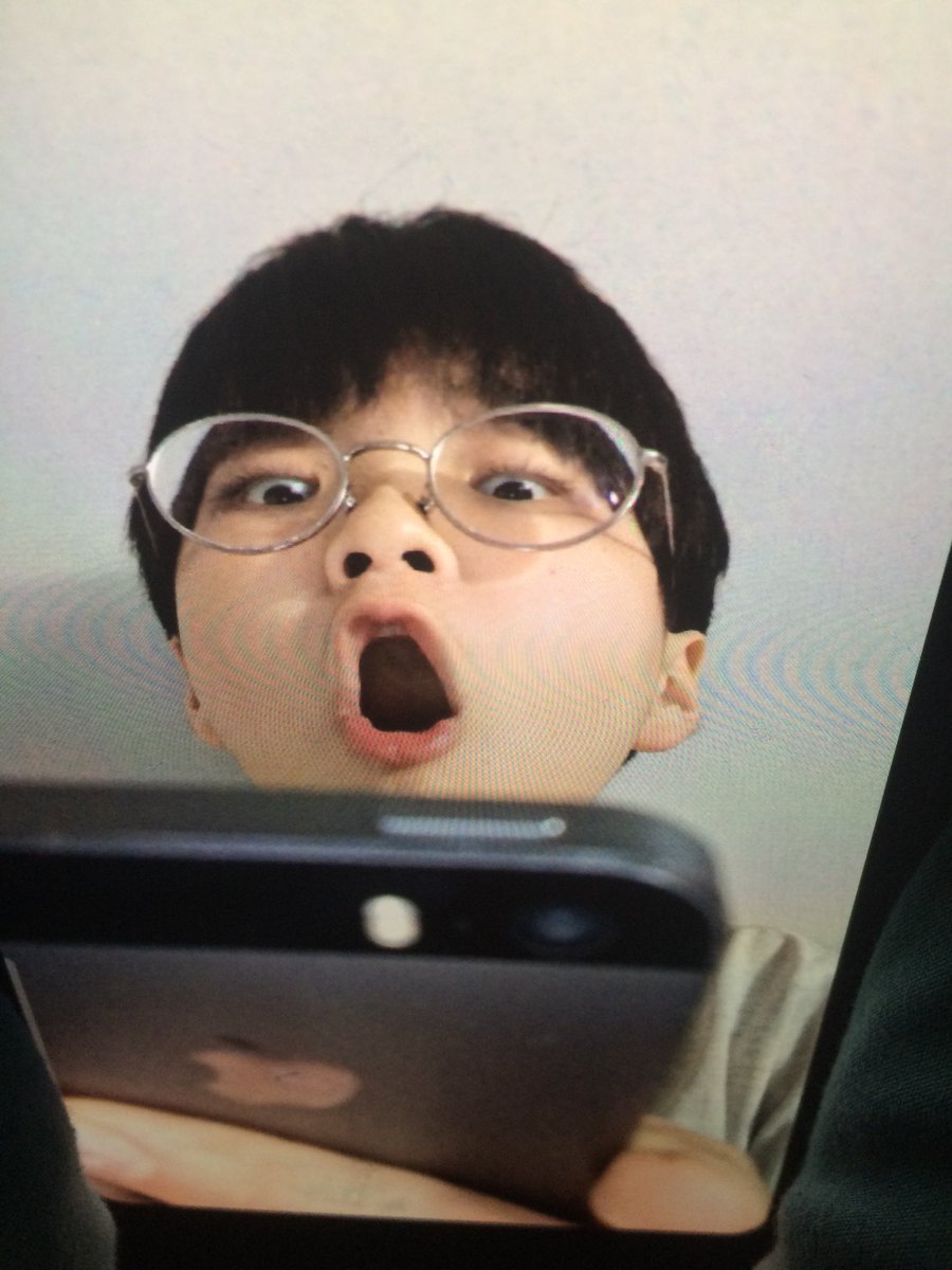 Gachuull1's tweet photo. 개웃기네 https://t.co/WxGOiV9AcN