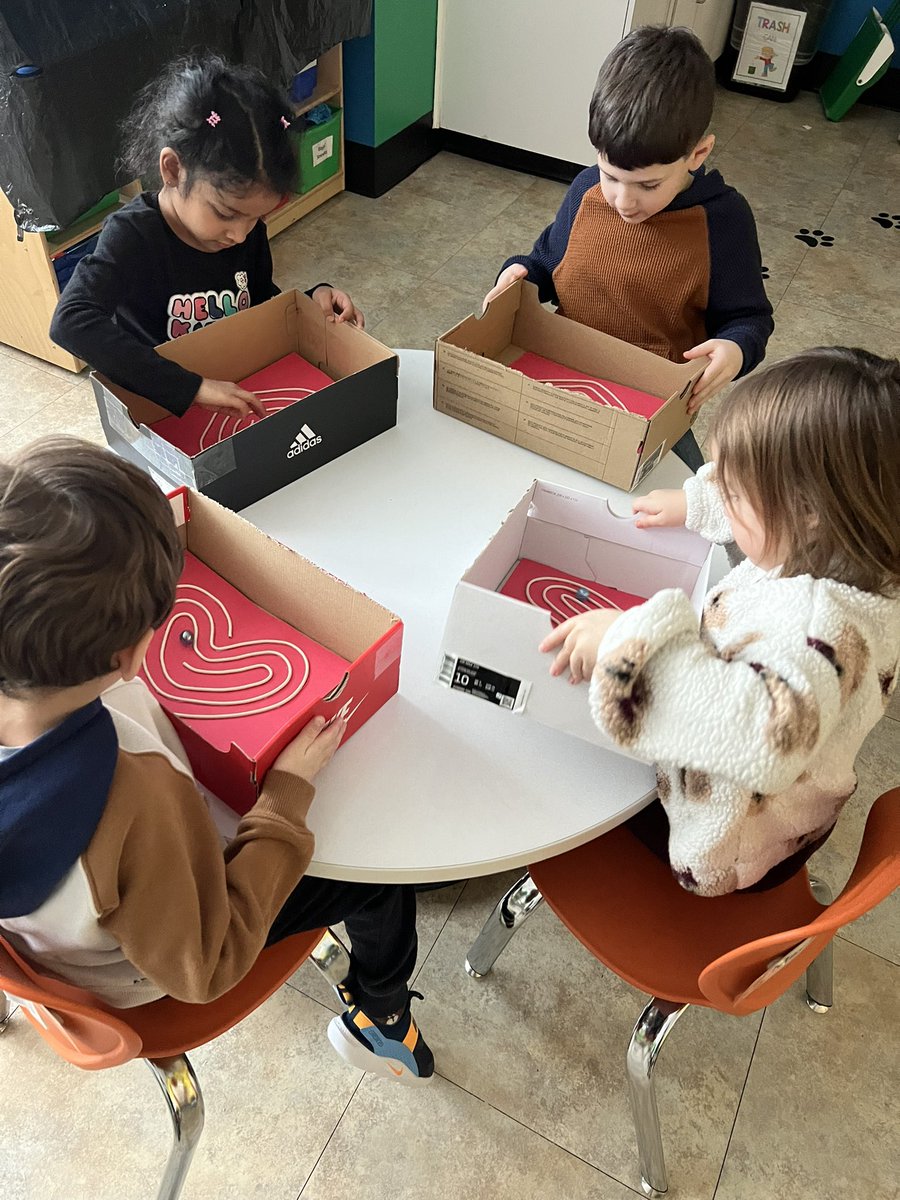 Ms. Dipaoli 🍎🖍❤️ tweet media