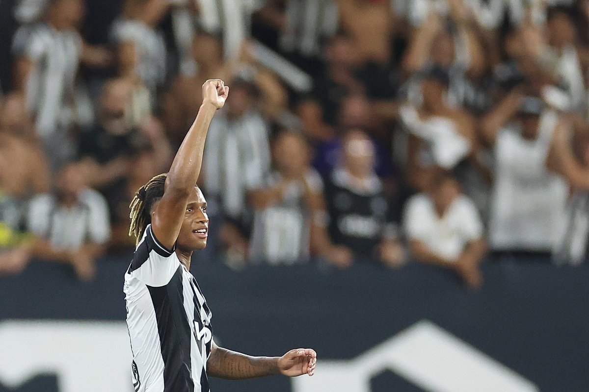 Glorious Botafogo tweet media