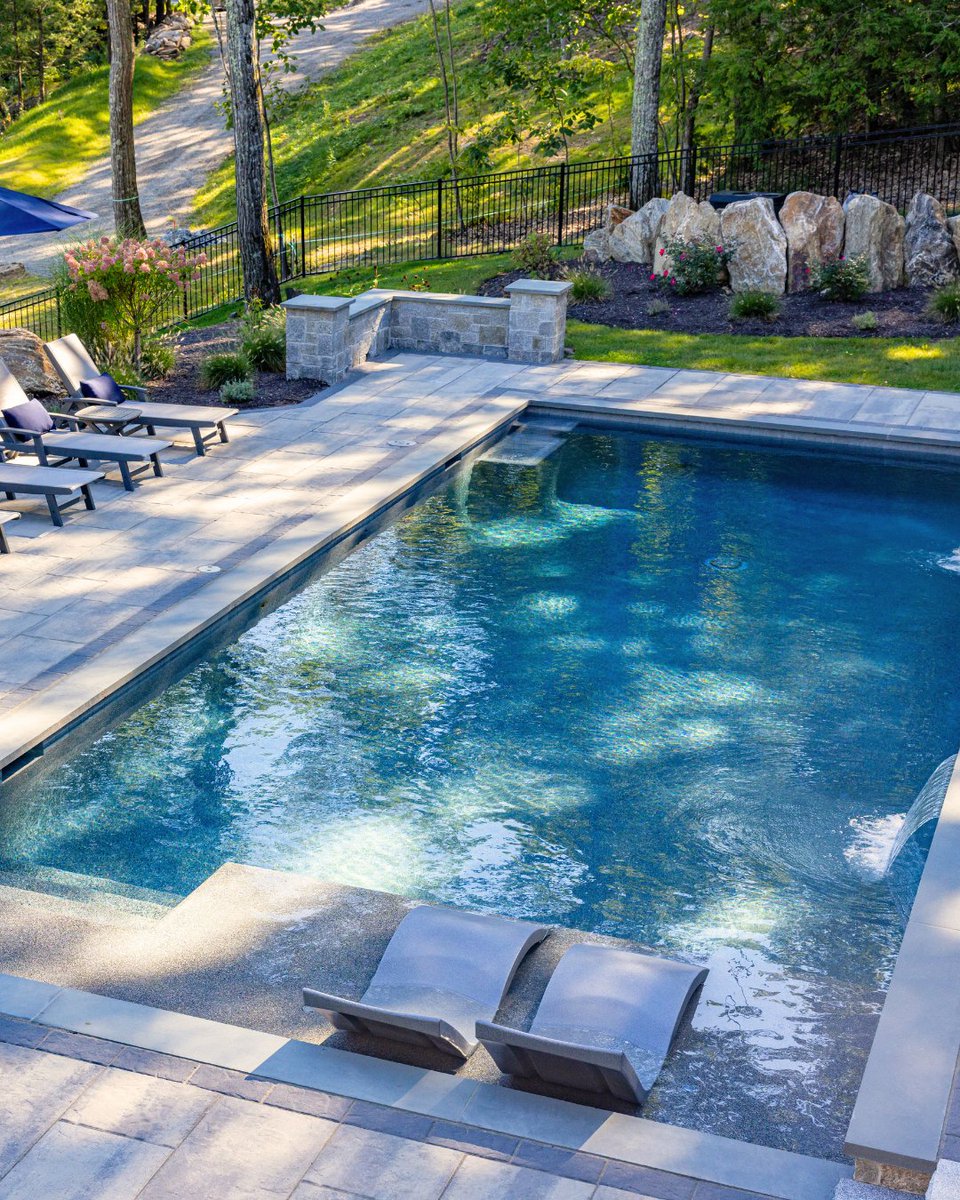 AquaPoolPatio's tweet image. The future of the backyard is here. ✨ 2026 design trends include wellness-focused tanning ledges, natural finishes that mimic the CT landscape, and invisible smartphone-controlled tech.

Explore the full 2026 design forecast: aquapool.com/uncategorized/… #PoolDesign
