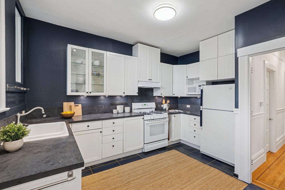 Edmow's tweet photo. JUST LISTED!
2-Level Castro 3BD Condo
98 Caselli Ave, San Francisco, CA 94114
3BD/1.5BA. 1,760 Sq. Ft.
Offered at: $1,195,000

OPEN HOUSE: Sat, 2/28 &amp; Sun, 3/1, 2-4PM
Visit https://t.co/67753w2kzj https://t.co/Enz7Nkh5m1
