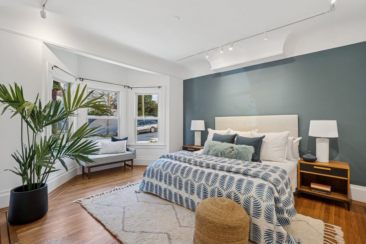 Edmow's tweet photo. JUST LISTED!
2-Level Castro 3BD Condo
98 Caselli Ave, San Francisco, CA 94114
3BD/1.5BA. 1,760 Sq. Ft.
Offered at: $1,195,000

OPEN HOUSE: Sat, 2/28 &amp; Sun, 3/1, 2-4PM
Visit https://t.co/67753w2kzj https://t.co/Enz7Nkh5m1