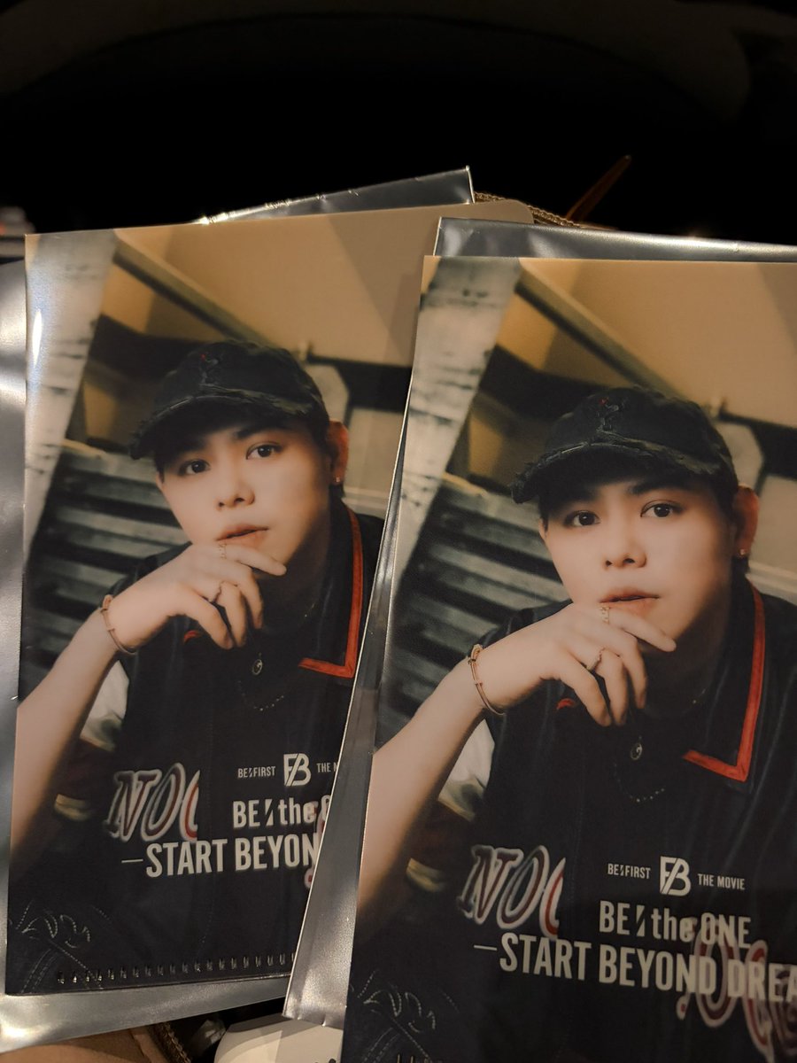 いやぁ〜 初めてですわ。 映画入場特典が連チャンで同じメンバーなの