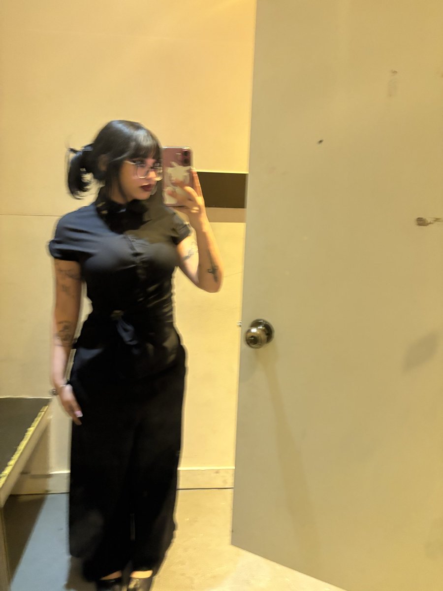 ₊‧°𐐪♡𐑂°‧₊ tweet media