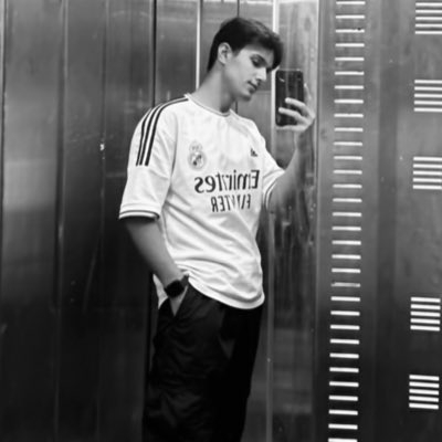 rmmevn's tweet photo. #NewProfilePic https://t.co/JfKqMzGx2S