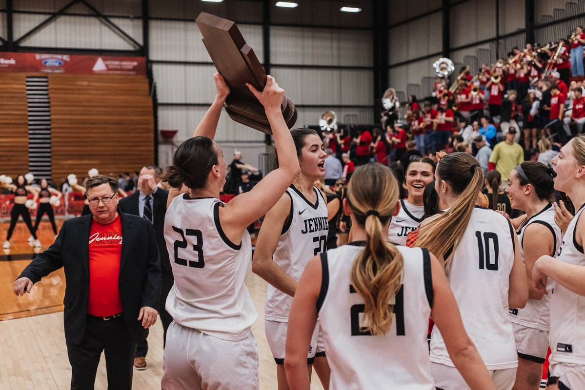 Jennies Basketball tweet media