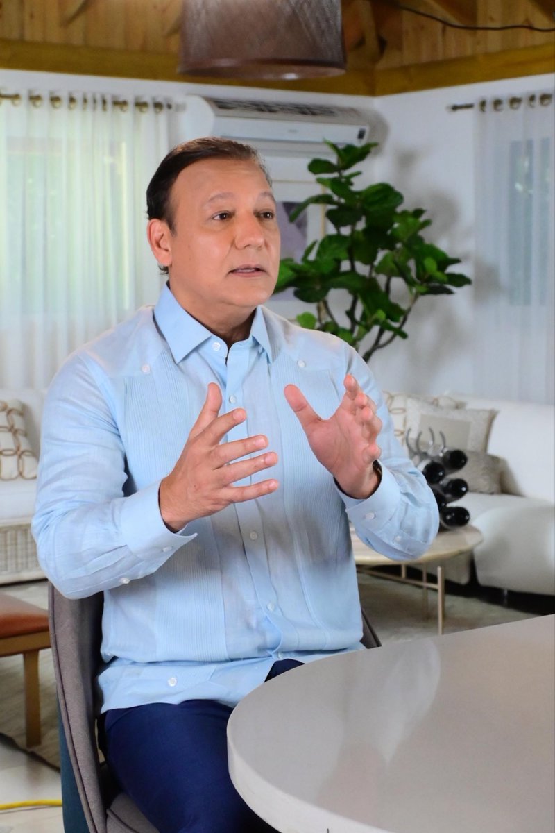 “Podemos inscribirnos en cualquier momento, pero nos inclinamos por esperar los plazos de ley y convertirnos entonces en precandidato presidencial del PLD”. Abel Martínez en #Telenoticias