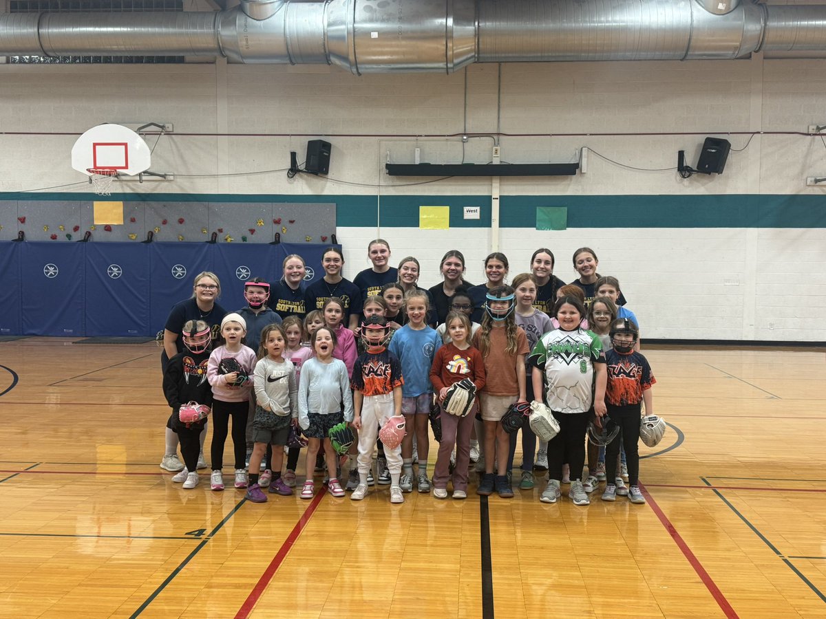 SLHS Softball tweet media