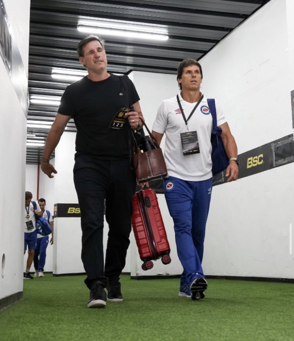 si no sos cagón y queres al club ándate, ciclo cumplido