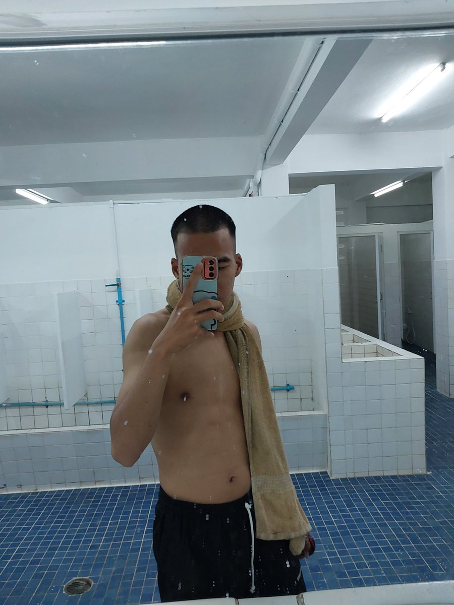 แก๋ว tweet media