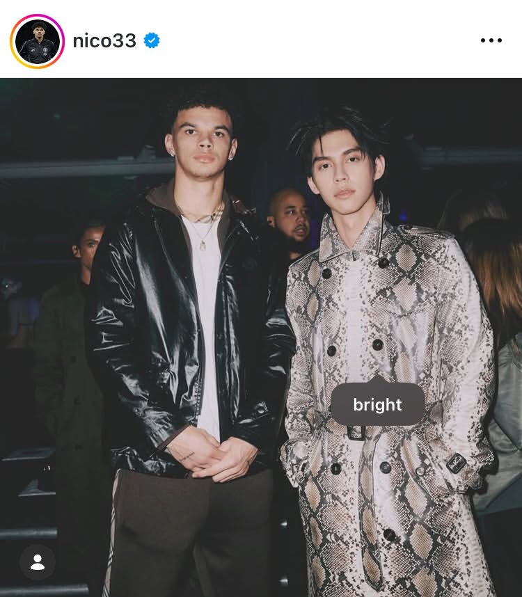 น้องนิคลงรูปคู่ไบรท์ ฟอลกันด้วยล่าสุด ที่ฮาคือไบรท์ก็ลงรูปคู่น้องนิคแต่ลงเพลงกลอรี่ยุไนเต่ด55555555