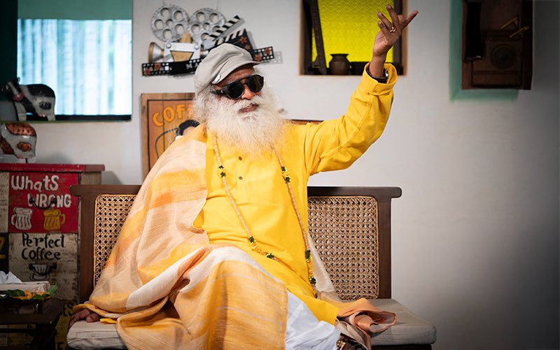 SadhguruJV's tweet photo. Whatever your life situation, there is no reason to be miserable. You came with nothing, so you are always on the profit side. #SadhguruQuotes https://t.co/RCLzWJYAJ7