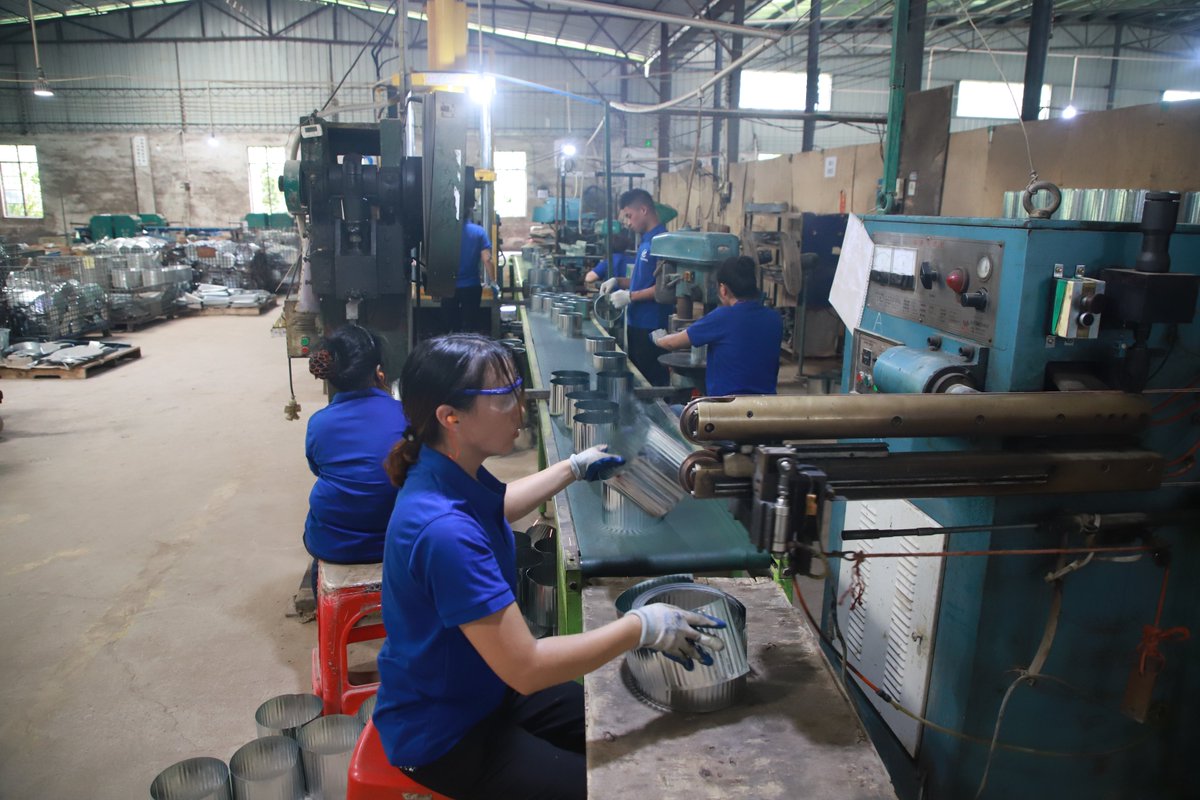 mifgarden's tweet image. Kick Off 2026 with a Reliable Garden &amp;amp; Home Decor Supplier

Our production lines are rolling again!

📞 Contact us for catalog + OEM offers now.
Hashtags:
#FactoryDirect #GardenPlanterManufacturer #HomeDecorB2B #MetalStorageSupplier #OEMODM #GardenWholesale #FactoryRestar