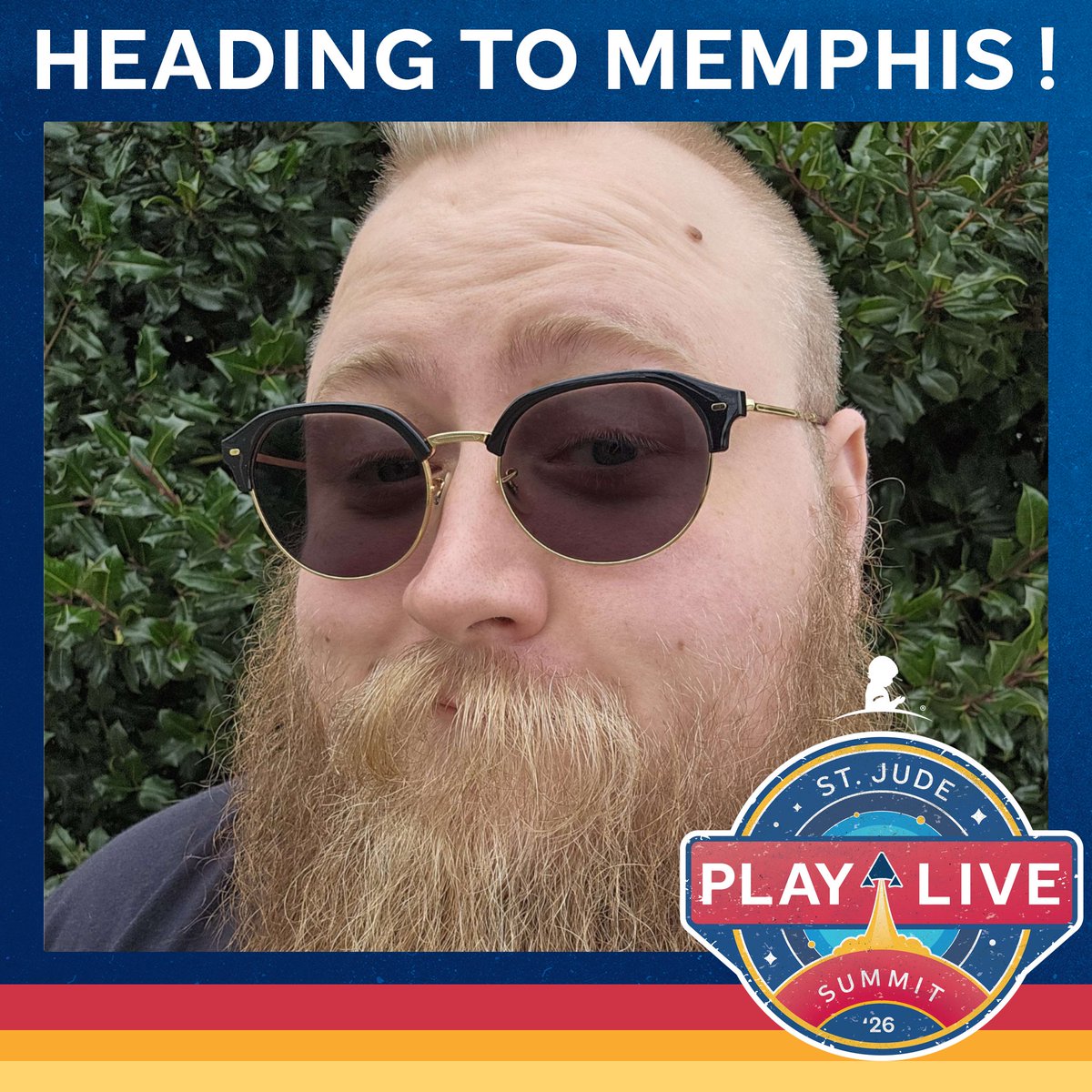 Hawkinaround tweet media