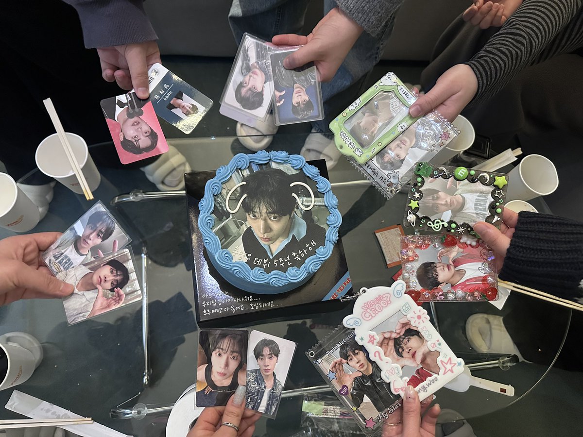 choo_dam_'s tweet photo. 행복했던 청수현 모임🩷 https://t.co/K4peMfkbAE