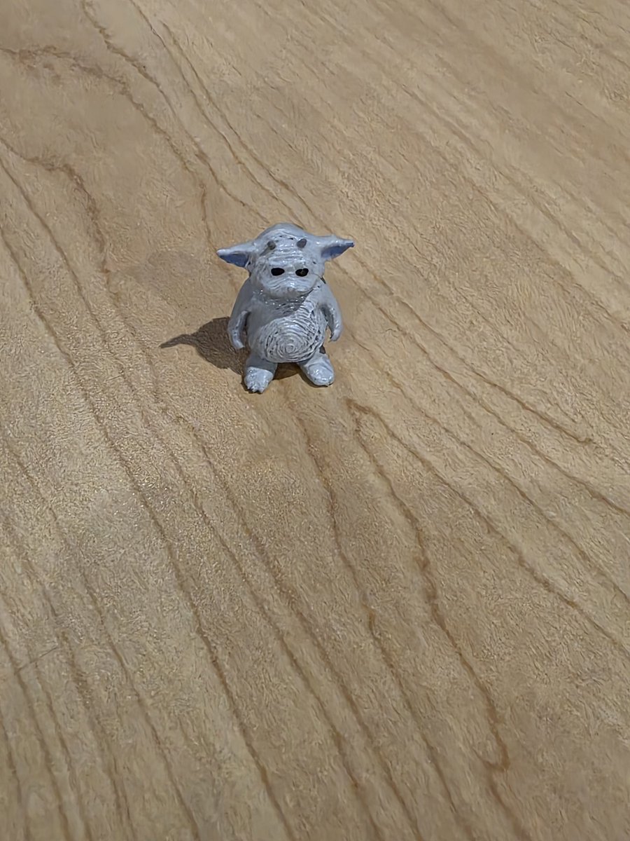 marieisLOST's tweet photo. Whoever gave me this cute tiny ned, I love you sooo much https://t.co/IIuObZa4oB