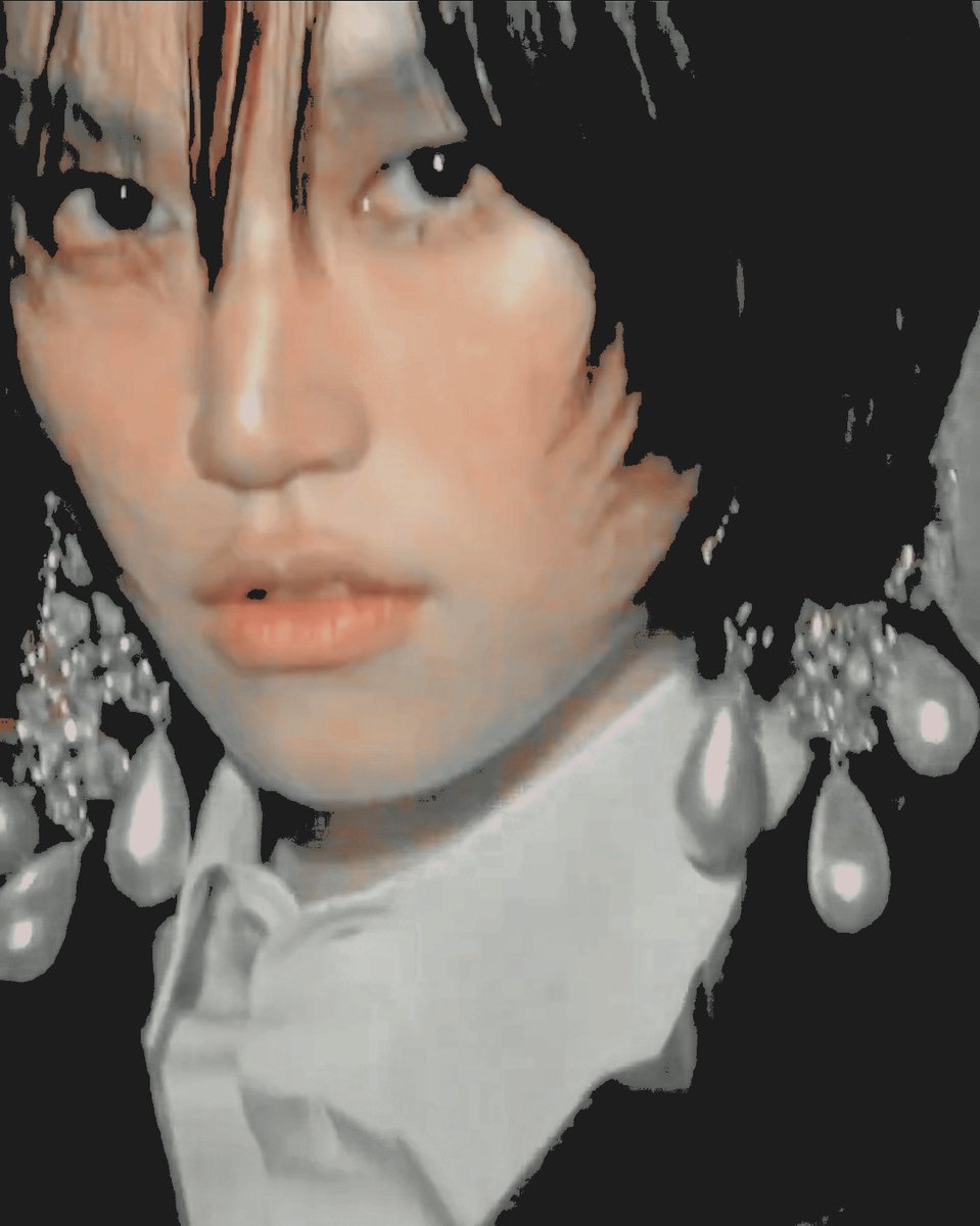 CHLOE .ᐟ tweet media