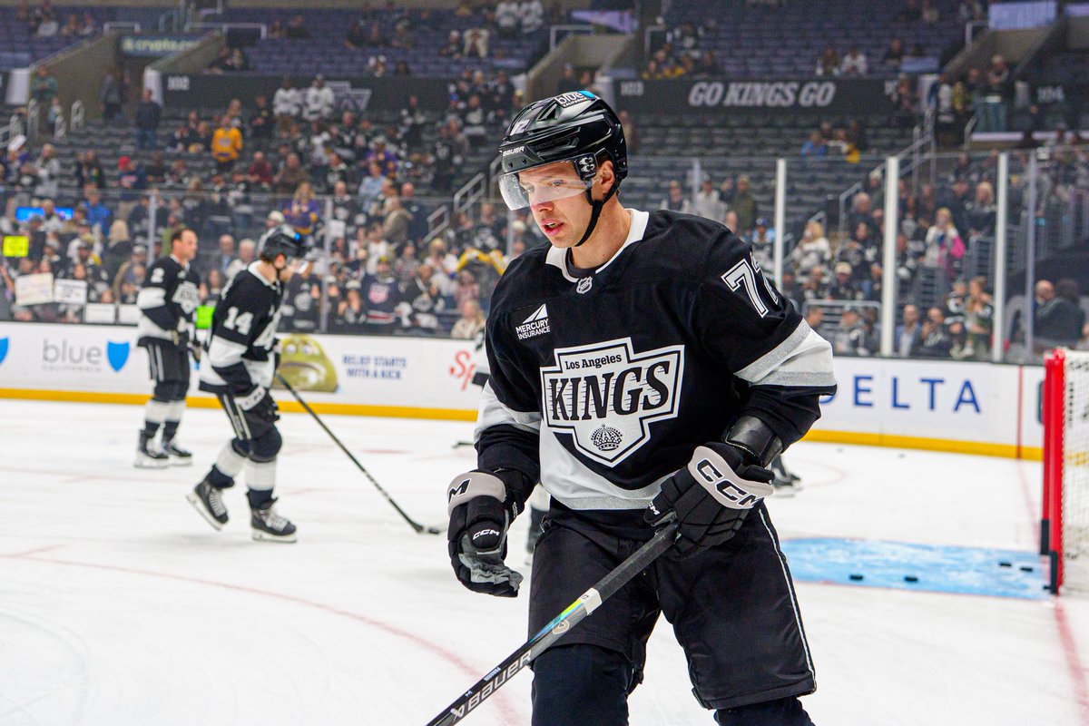 Warmies 2.25.26 | Panarin Debut

#GoKingsGo 

📸 <a href="/aloimages/">aloimages</a>