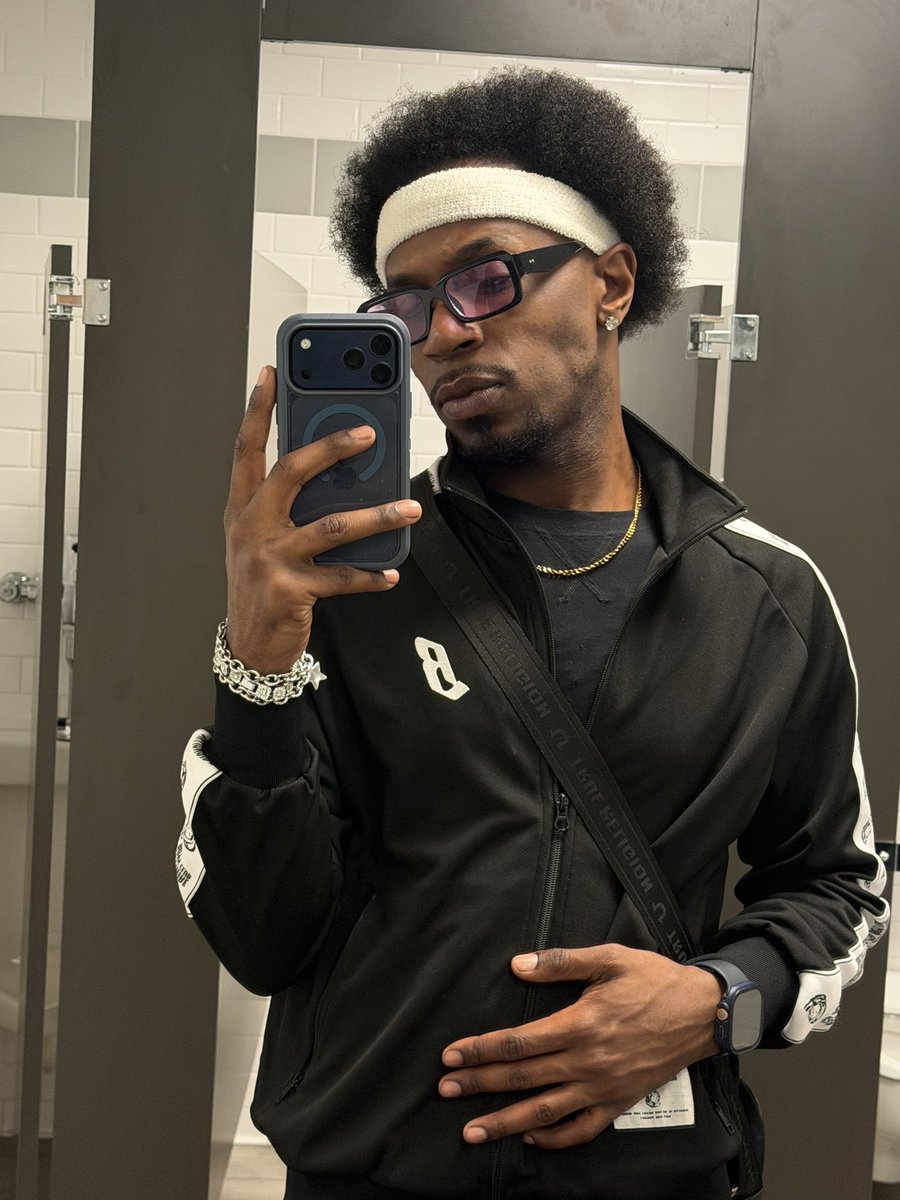 TysaunW's tweet photo. 🏃🏾‍♂️🏃🏾‍♂️ https://t.co/ymN8gUk7bO