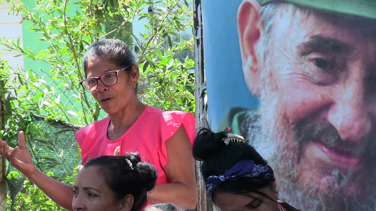 Desarrollado Balance de trabajo de la Casa de Orientación de la Mujer y la Familia en #TercerFrente, institución integrada por 16 especialistas de diversos sectores y colaboradores comunitarios q se ha consolidado como un espacio de apoyo y formación #SantiagoDeCuba <a href="/luthier789/">Isidro Castañeda</a>