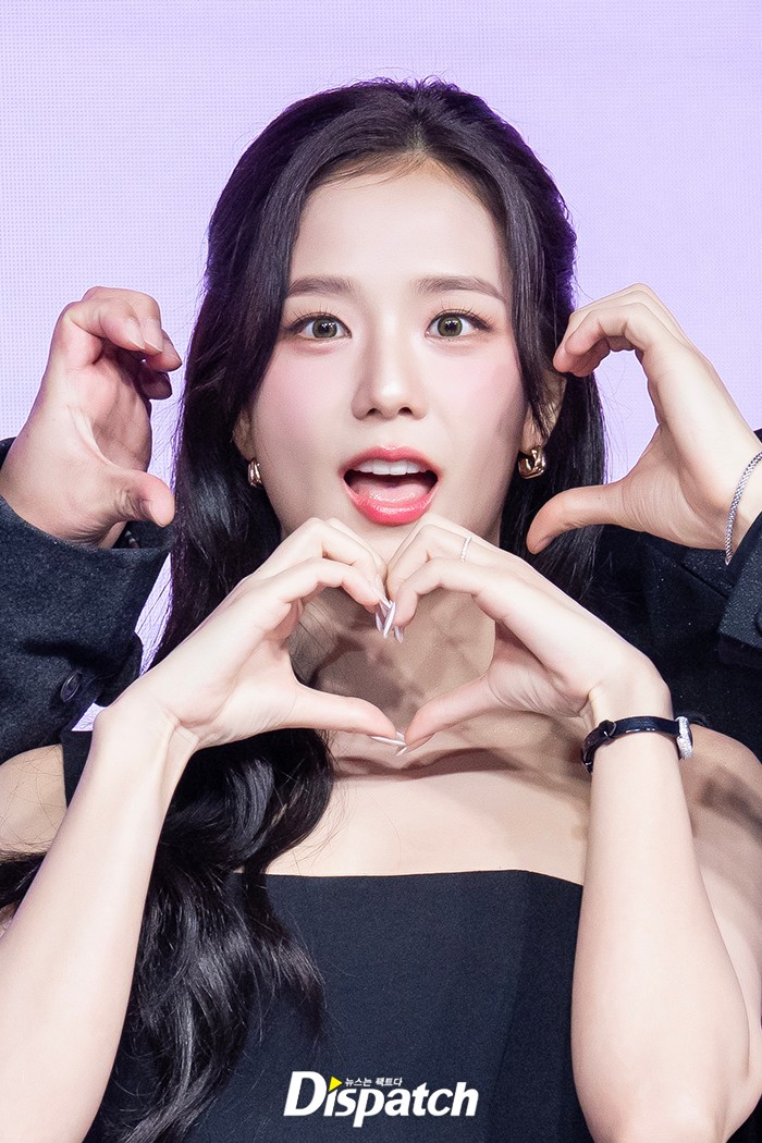 Fico de cara com a beleza dessa mulher! 😮‍💨

BOYFRIEND ON DEMAND PRESSCON 
#ActressJISOOonNetflix