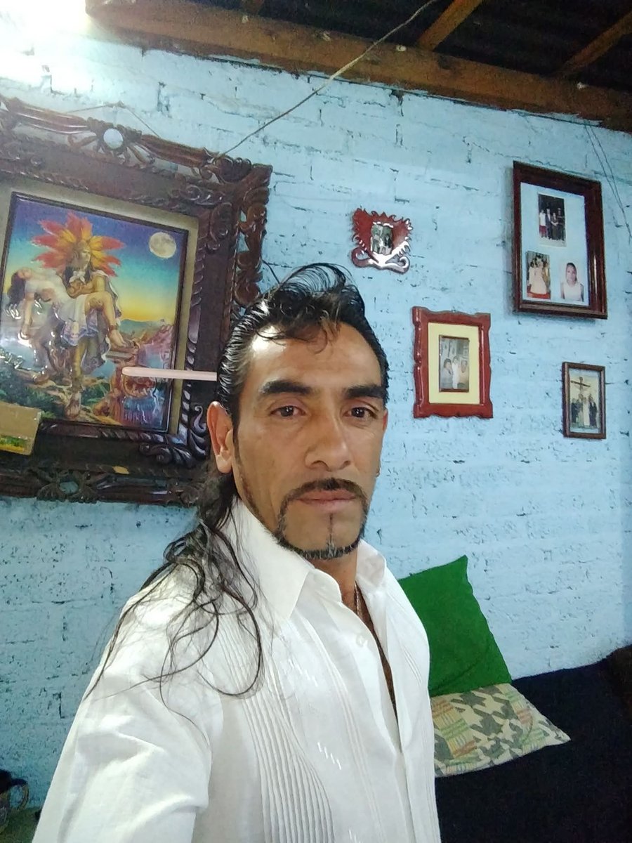 Buenas noches X, me presento, adivinen de donde soy y la que le atine será ganadora a una cita conmigo el 30 de febrero 
PD  no se amontonen