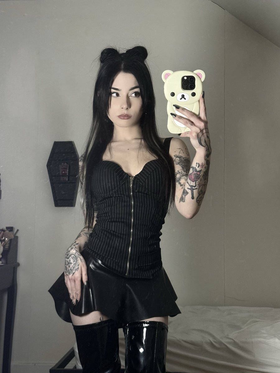 jade joyce tweet media