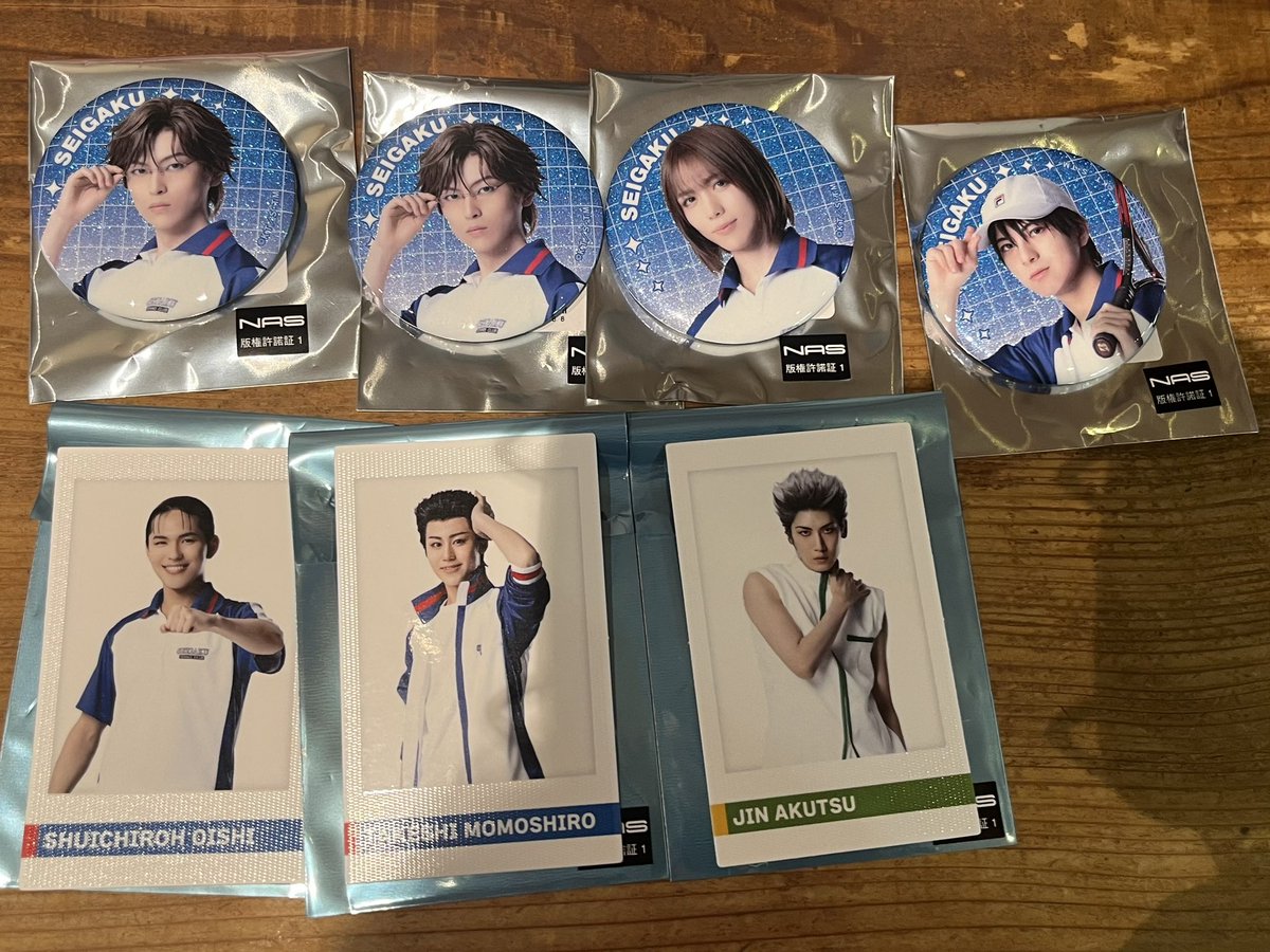 samo_no0's tweet photo. 【交換】テニプリ テニスの王子様 テニミュGIGOポップアップ 青学 四天

求▶︎缶バッジ海堂、菊丸
      ポラショット海堂
譲▶︎缶バッジ手塚、不二、越前
       ポラショット大石、桃城、亜久津

2/26、27現地＞郵送での交換希望です
お気軽にお声掛けください https://t.co/fQFWULZAdI