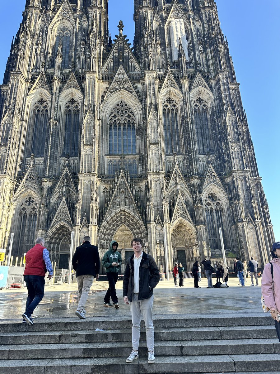 Gates Grainger tweet media