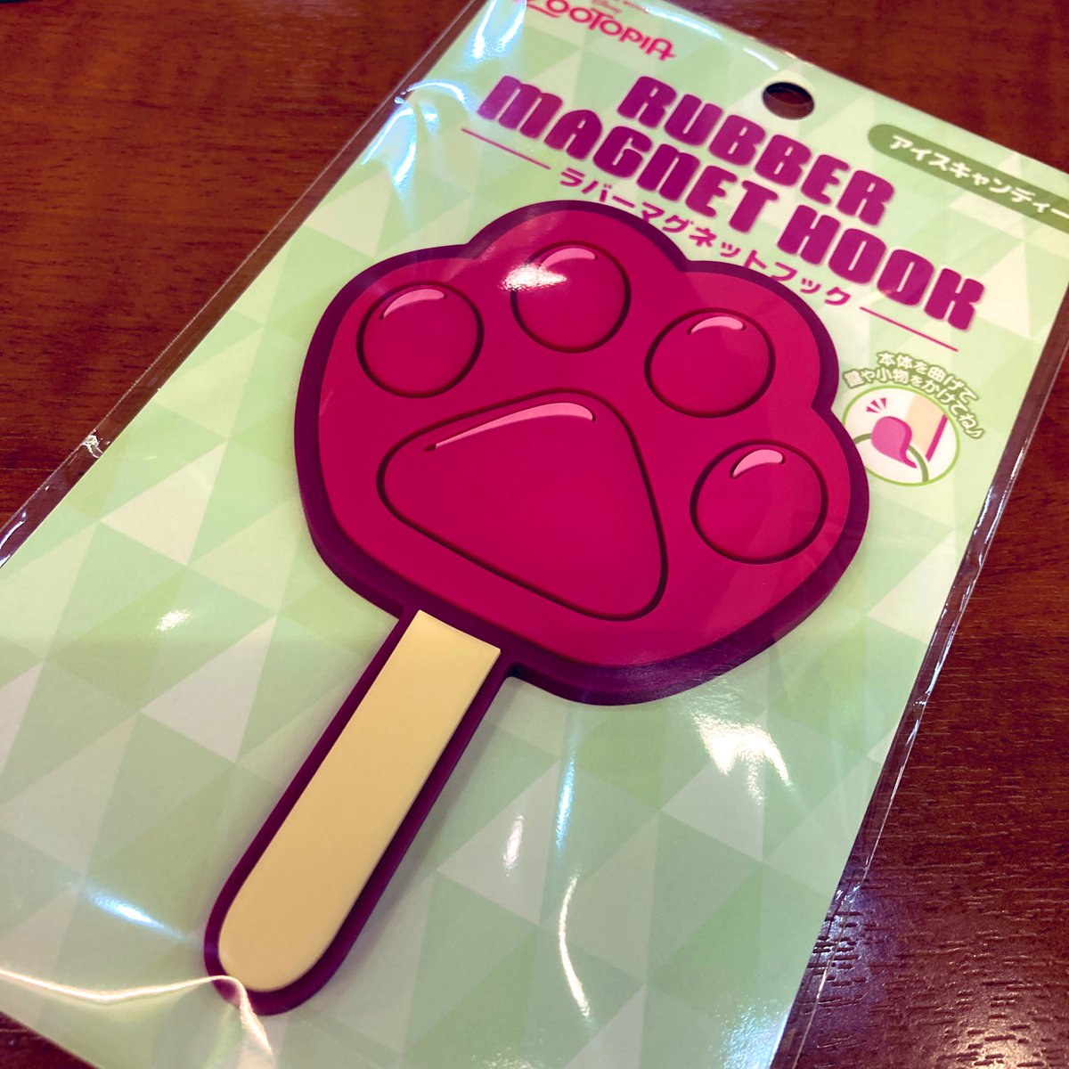 はじめてのディズニーマーケット
品揃えが豊富でした
買ったのはアイスポー🧊