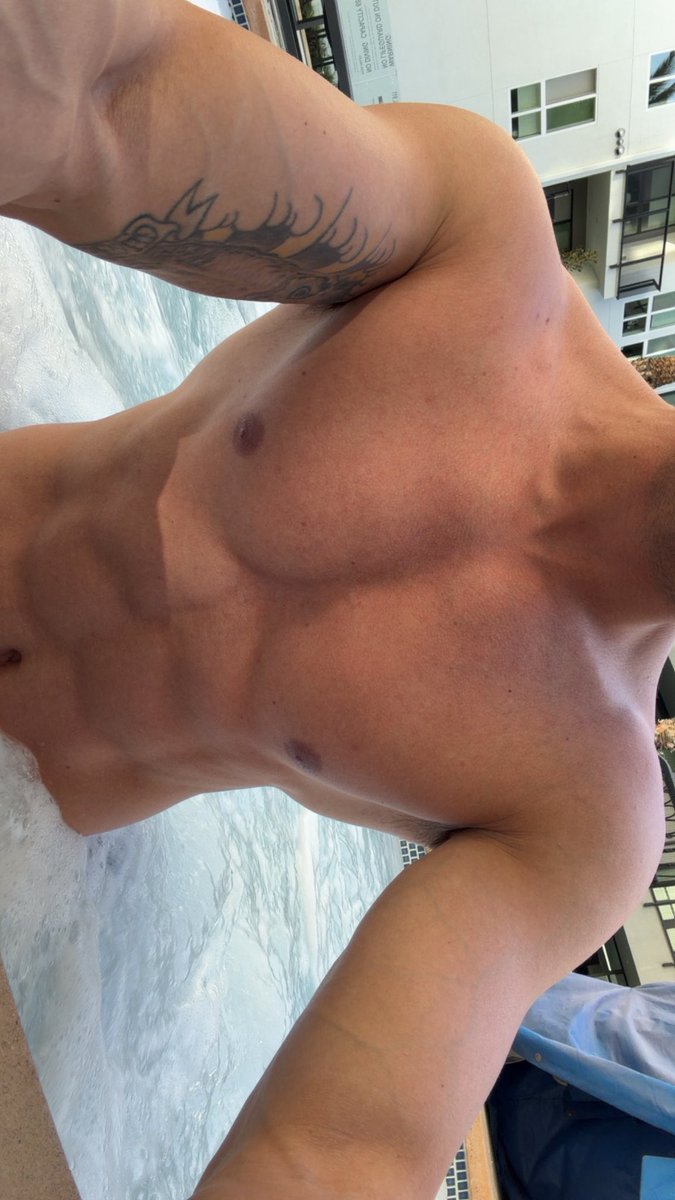 Mickey Lacoste tweet media