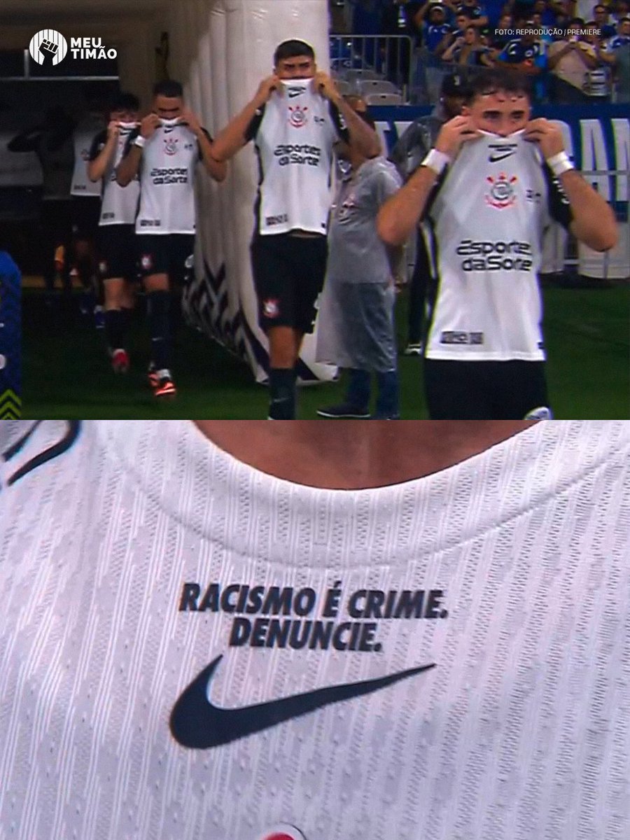 Corinthians players before their match covering their mouths with their shirts, imitating Prestianni, in a message against racism.