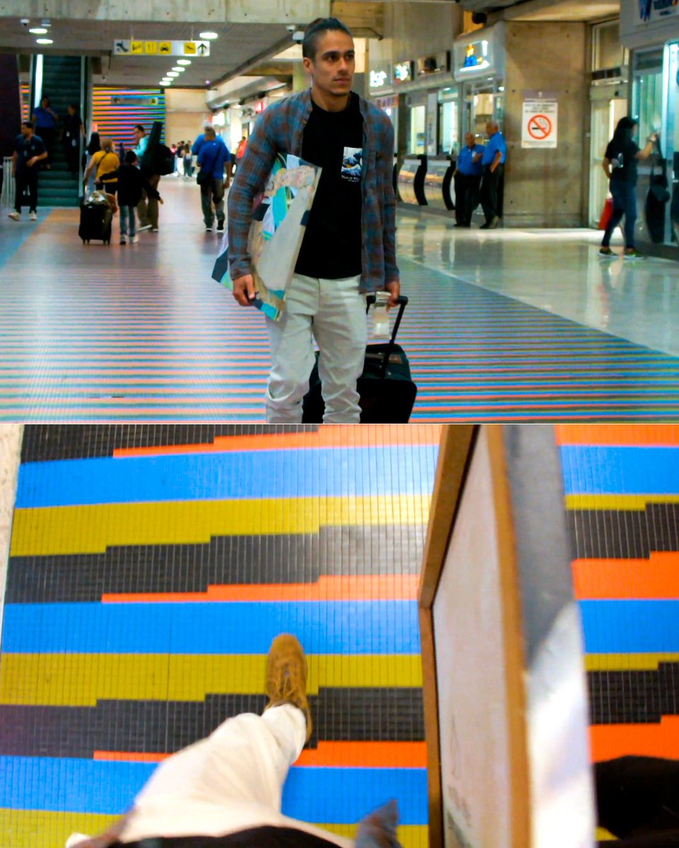 CharleyMusik's tweet photo. "El arte es el puente que une la distancia que la vida impuso." 🎨🖌️✈️🇻🇪📍 #venezuela ¿Cuál fué tu mejor parte del vídeoclip "LLEGARÉ"? https://t.co/XljkG51A4J