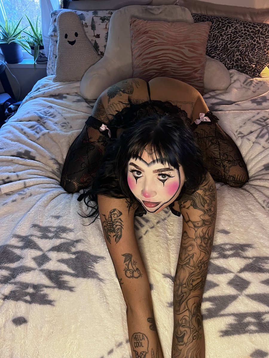 ghxstgxrlxxx's tweet photo. hiiiiii https://t.co/07OkJS4IXK