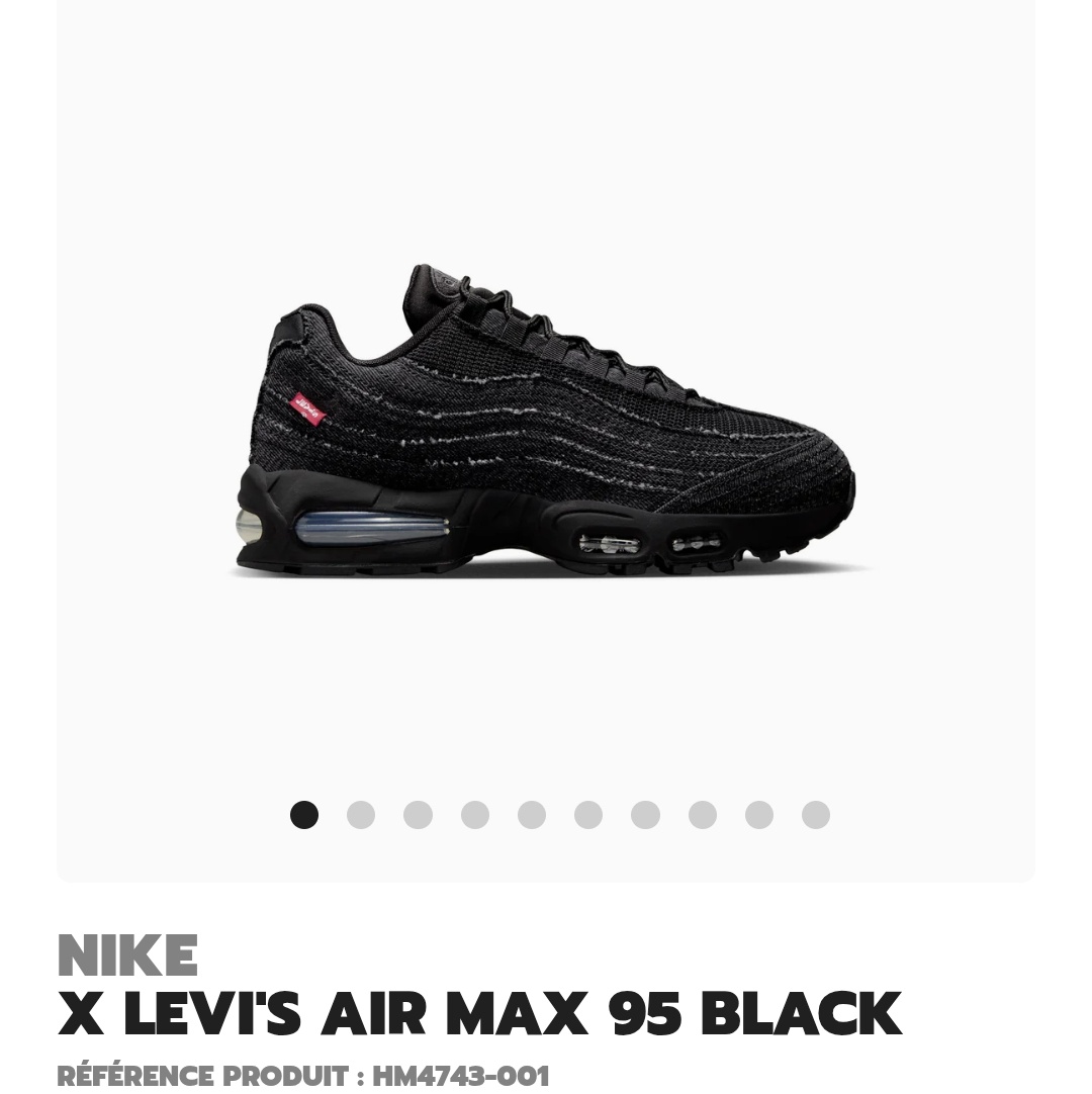 lSmoltisanti's tweet image. Jai pris une nouvelle paire #simple