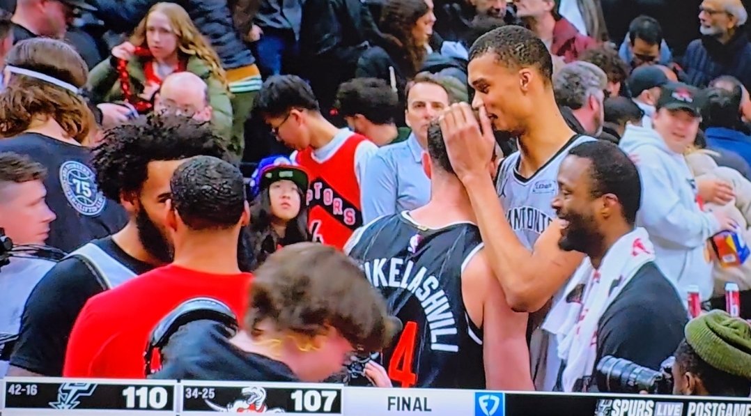 Josh Paredes tweet media